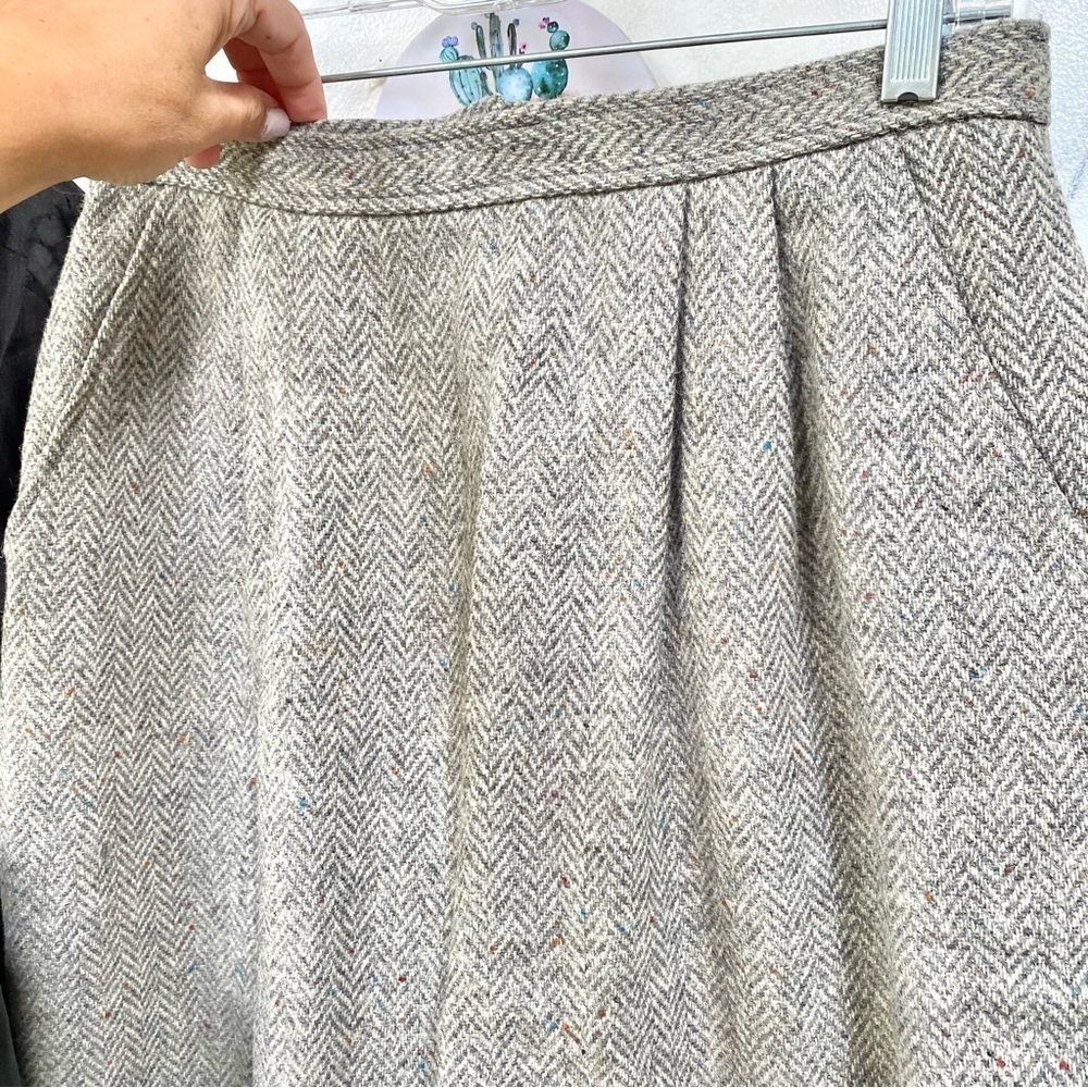 Herringbone PURE VIRGIN WOOL vintage skirt w cottage prairie cabin core vibe - Picture 4 of 15